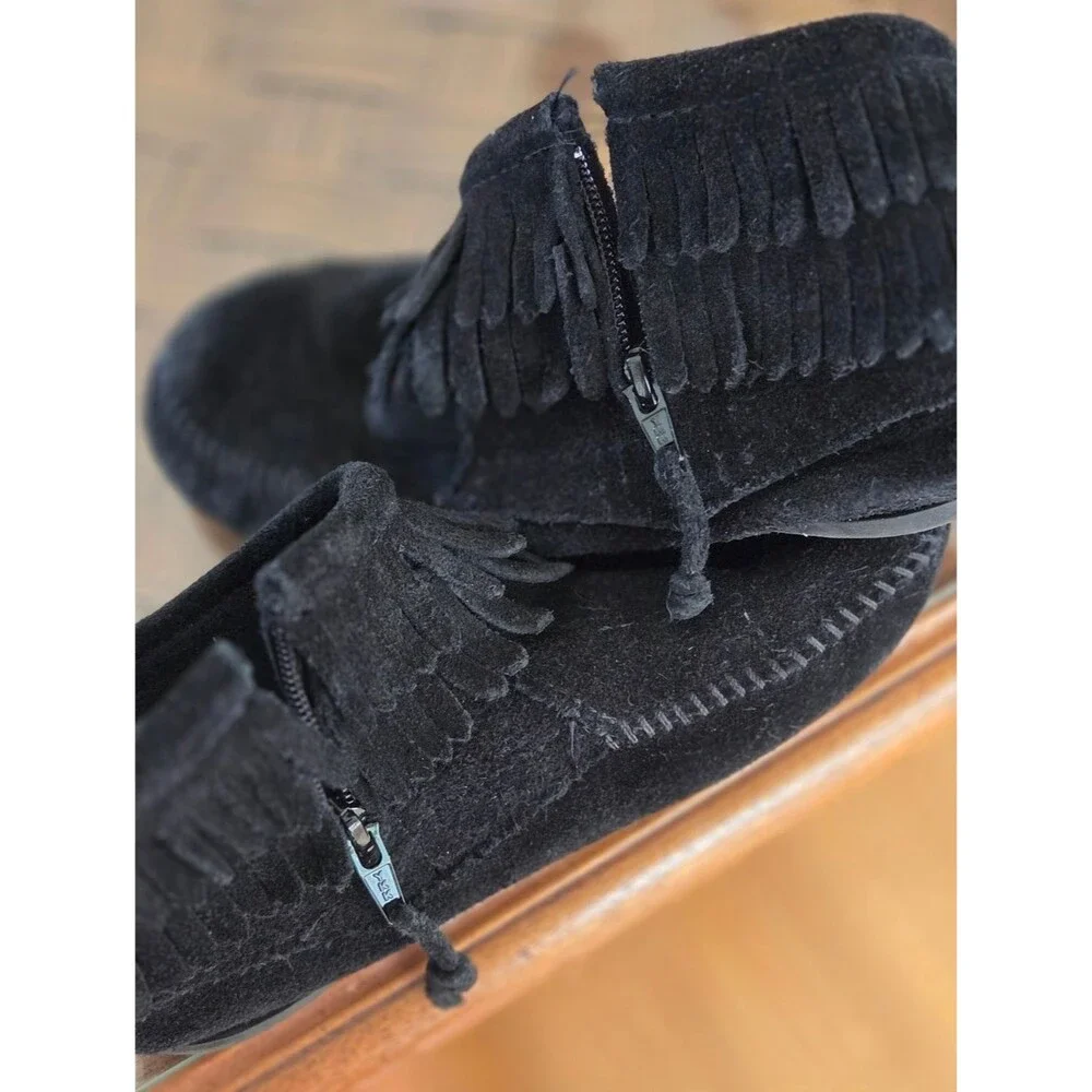 Minnetonka Moccasins Ankle Booties Black Suede Double Fringe Zip Boots Kids 2